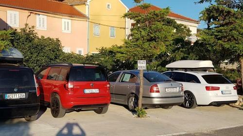 Apartments Zvone