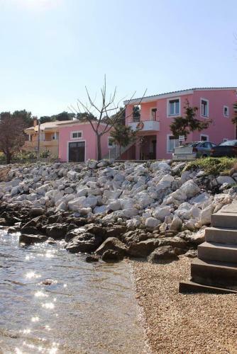 Apartment Veli Rat 11525a