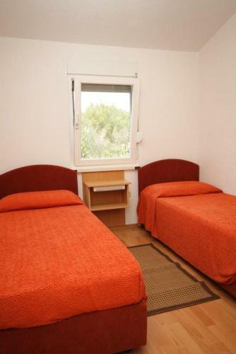 Apartments By The Sea Verunic (dugi Otok) - 8105