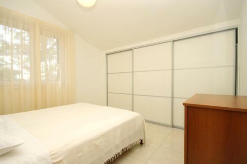 Apartments By The Sea Verunic (dugi Otok) - 8103
