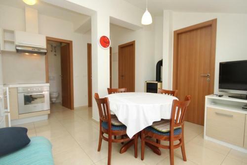 Apartments By The Sea Verunic (dugi Otok) - 8103