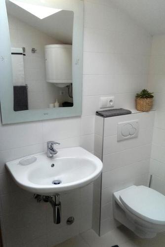 Apartments By The Sea Verunic (dugi Otok) - 8103