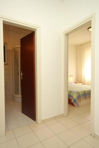Apartments By The Sea Verunic (dugi Otok) - 8103