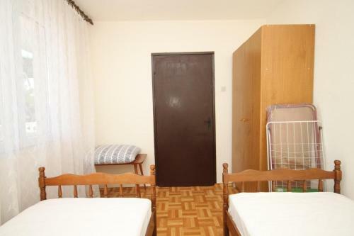 Apartment Verunic 8104a