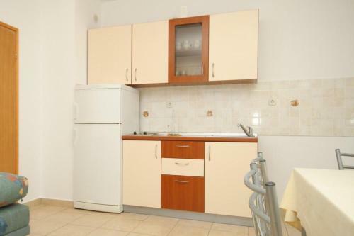 Apartment Uvala Soline 448b