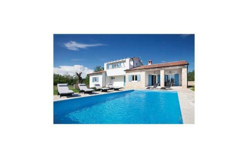 Holiday Home Labin Becici