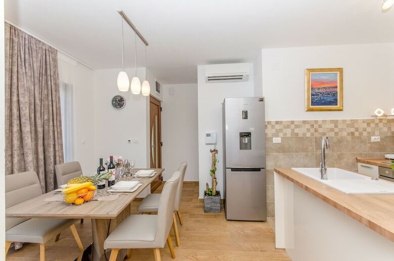 Apartamentos Villa La