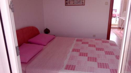 Apartment Drvenik Veliki 11832b