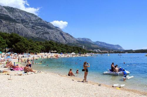 Apartments With A Parking Space Veliko Brdo (makarska) - 2598
