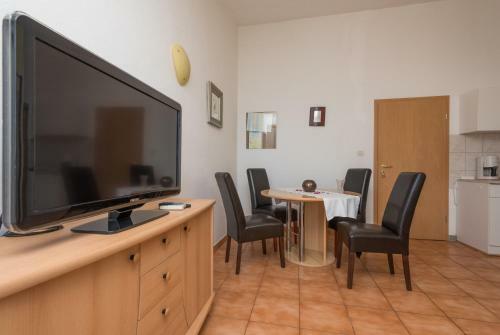 Apartments Ljuba
