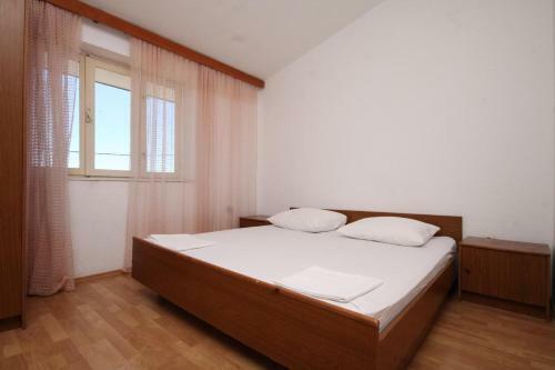 Apartments With A Parking Space Veliko Brdo (makarska) - 6791