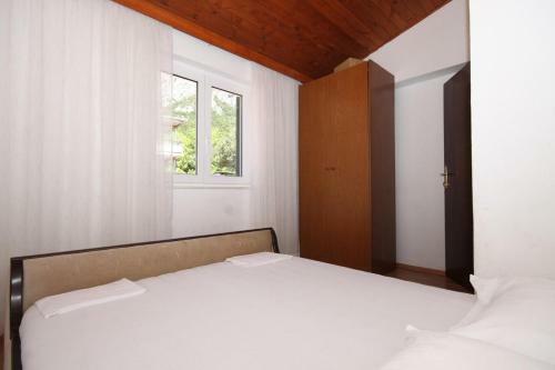 Apartments With A Parking Space Veliko Brdo (makarska) - 6791