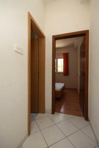 Apartments With A Parking Space Veliko Brdo (makarska) - 6791