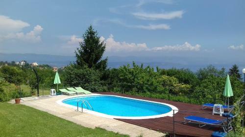 Apartment Veprinac 14999a