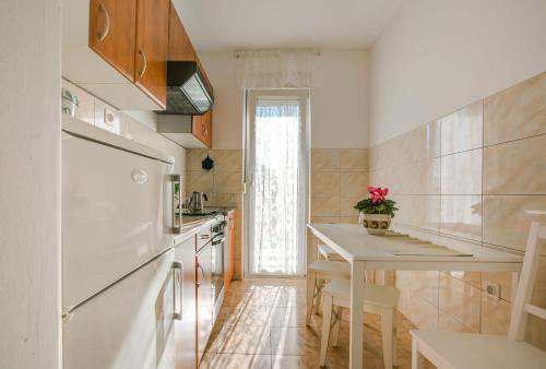 Apartments Petar