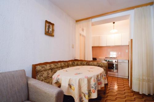 One-bedroom Apartment In Pula VI