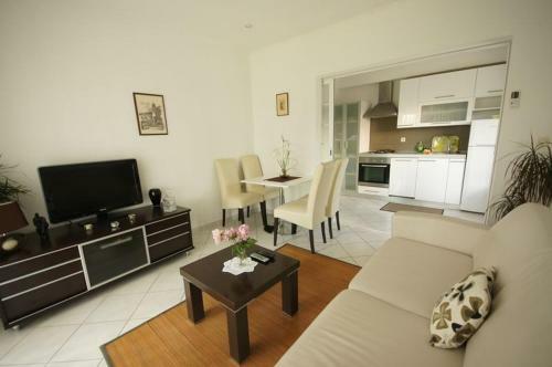 Apartments Viganj (22)