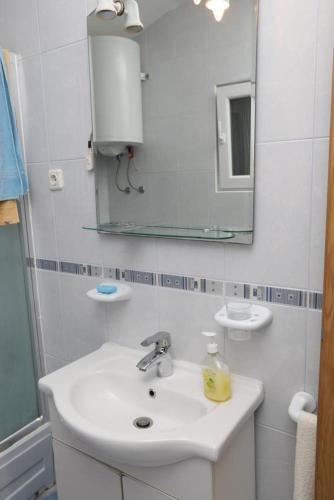 Apartment Vinisce 16439b