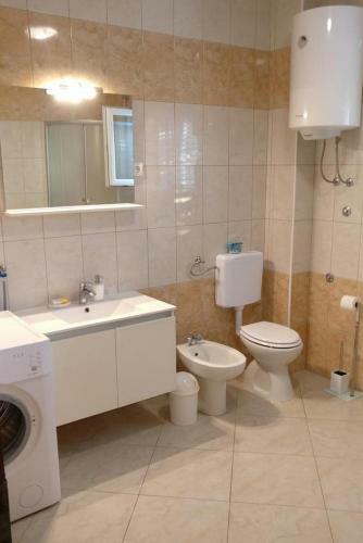 Apartments With A Parking Space Vinisce (trogir) - 12676