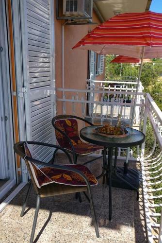 Apartments With A Parking Space Vinisce (trogir) - 12676