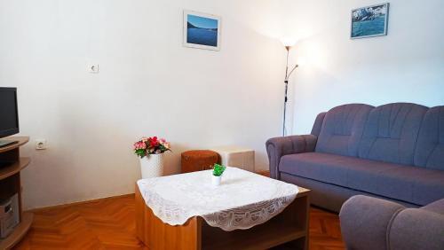 Seaside Holiday House Vinisce (trogir) - 14704
