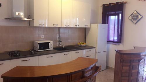 Apartments With A Parking Space Vinisce (trogir) - 12637