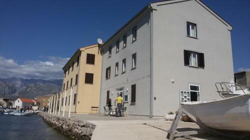 Apartments Jakov