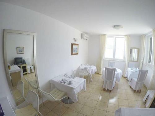 Apartment Vinjerac 3093i