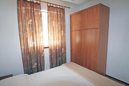 Apartment Vinjerac 5824d