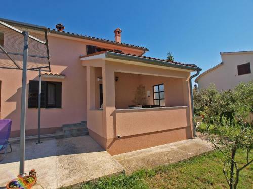 Apartments Edvino 387