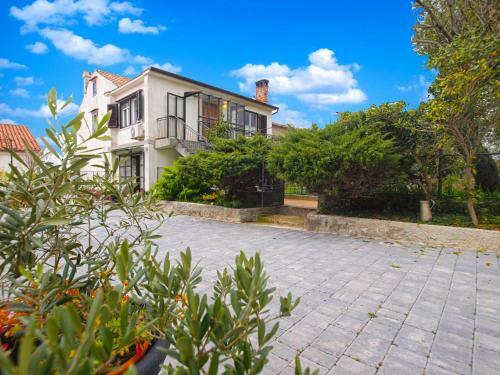 Apartments Milena 1582