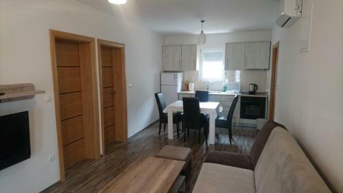 Apartmani Vir