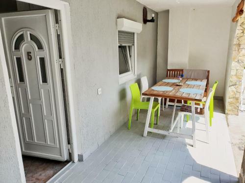 Apartments Maja