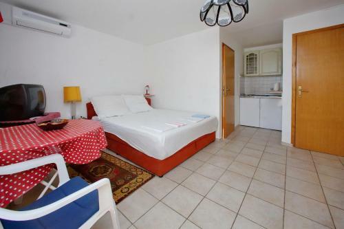 Apartments Lucija