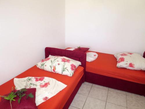 Holiday Home Haus Viro (vir115)