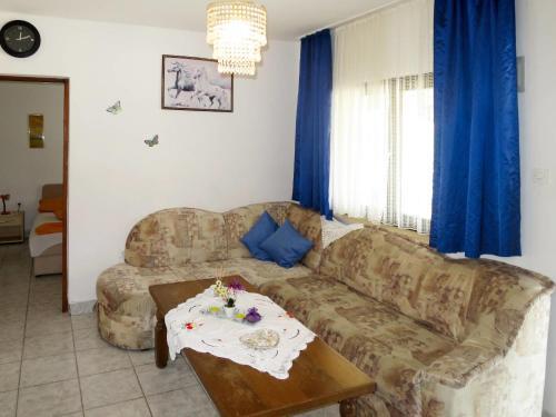 Holiday Home Haus Viro (vir115)