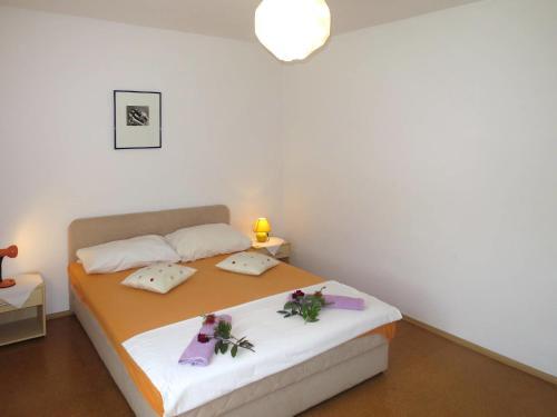 Holiday Home Haus Viro (vir115)