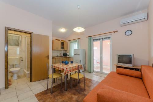 Apartments Nikaia