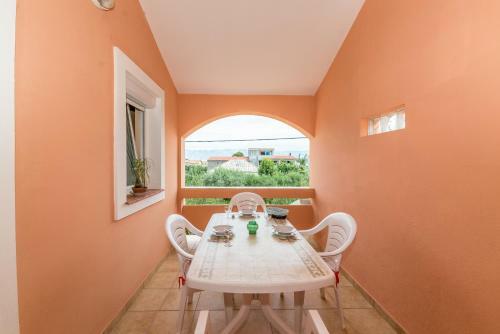 Apartments Nikaia