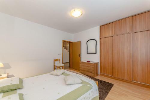 Apartments Nikaia