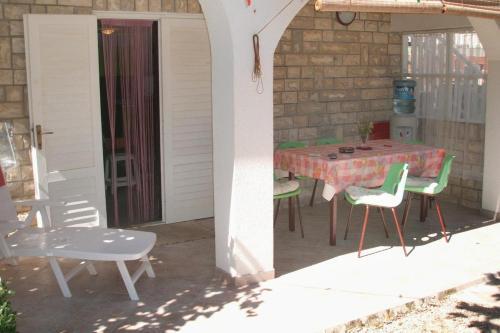 Apartment Vir 6323b