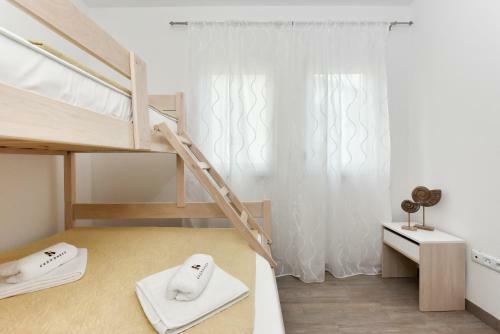 Apartamentos Crowonder Luxury Vir