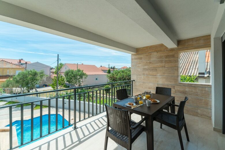 Apartments Mirakul