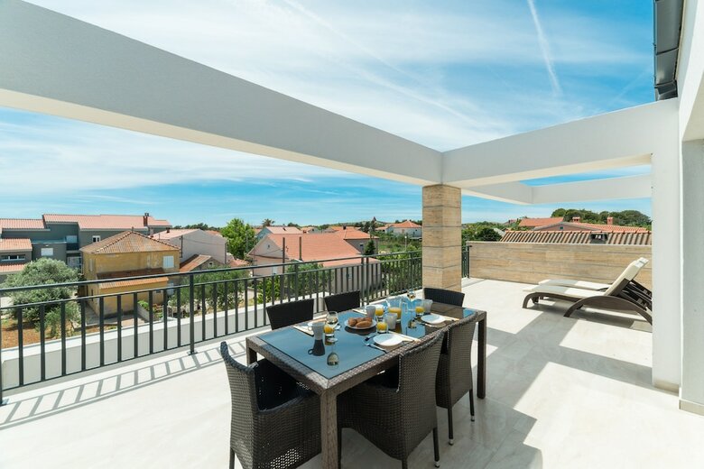 Apartments Mirakul