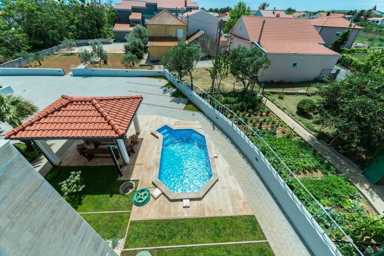 Apartments Mirakul