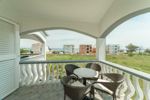 Apartments Jambreu?