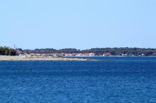 Seaside Holiday House Vir - 6324