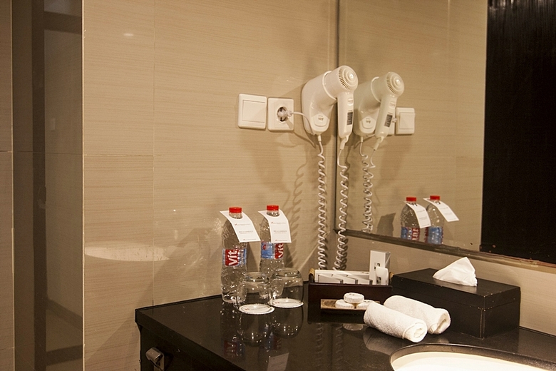 Dotw  -swiss-belhotel Rainforest Kuta