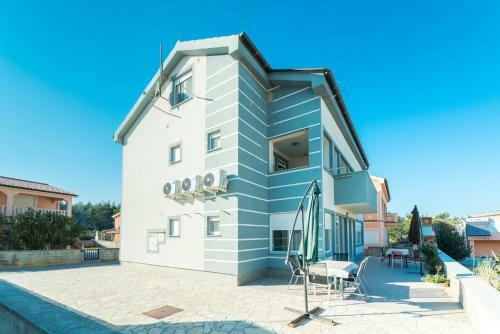 Apartments Pavlovic