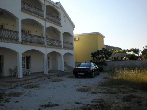 Apartment Vir 13817a